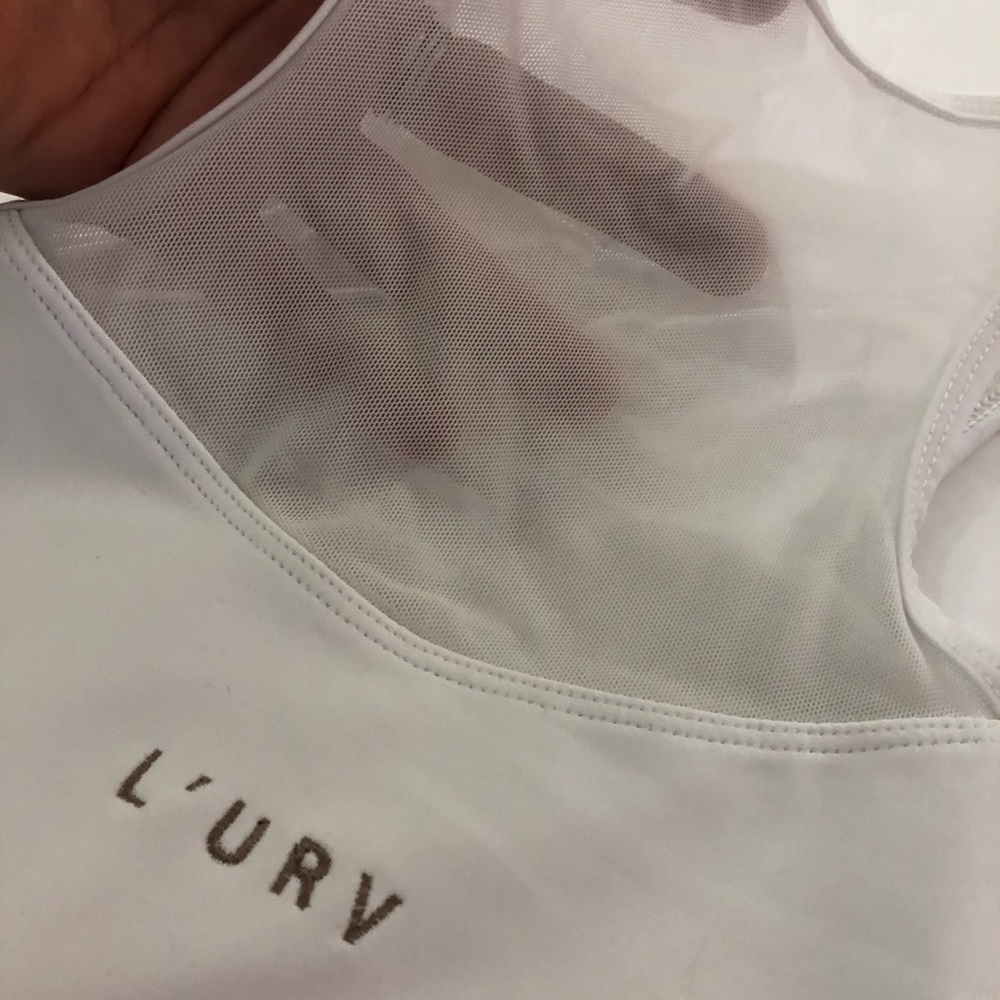 L’urv Halter neck mesh back workout tank‎ Medium - Picture 4 of 8